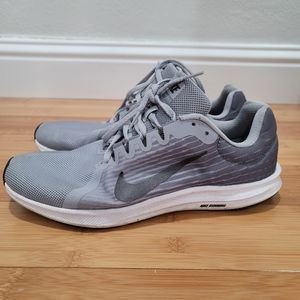 Nike Downshifter 8 Womens size 10.5 921714-006